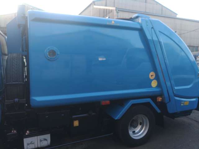 Isuzu Elf 11