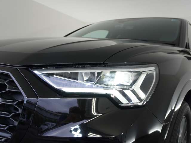 Audi Q3 Sportback 8