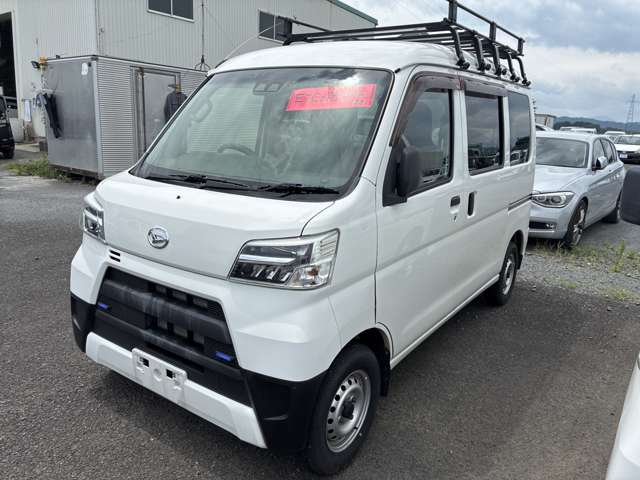 Daihatsu Hijet Cargo 3