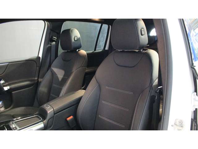 Mercedes-Benz GLB 9