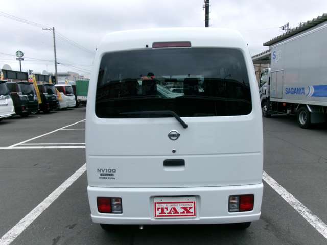 Nissan NV100 Clipper 6