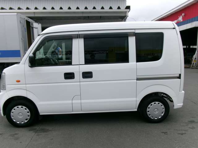Nissan NV100 Clipper 8