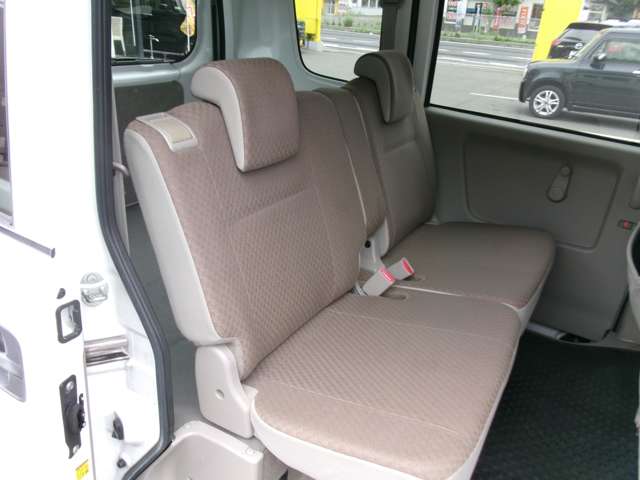 Nissan NV100 Clipper 10