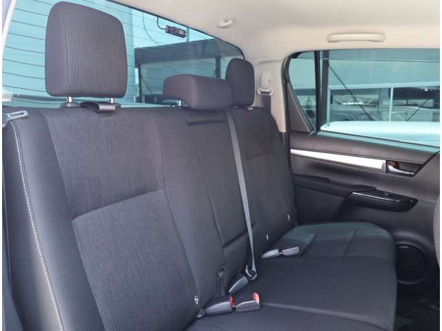 Toyota Hilux 11