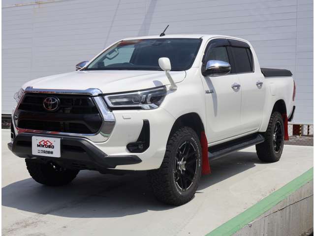 Toyota Hilux 2