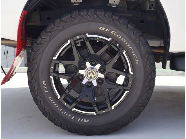 Toyota Hilux 8