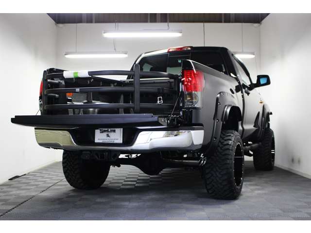 Toyota Tundra 12