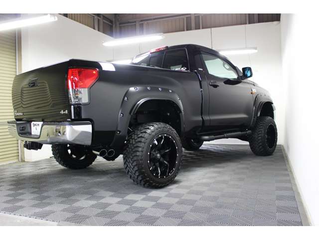 Toyota Tundra 9