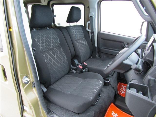 Daihatsu Atrai 7