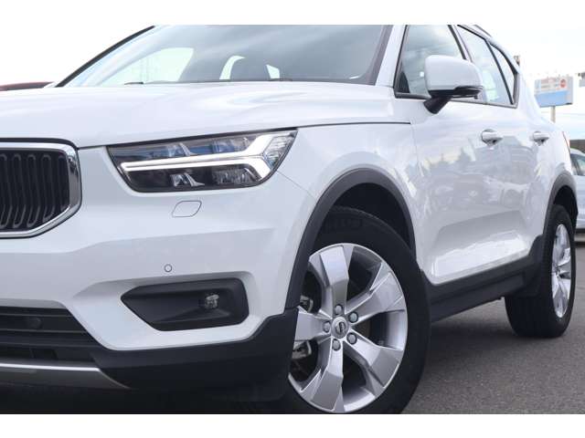 Volvo XC40 3