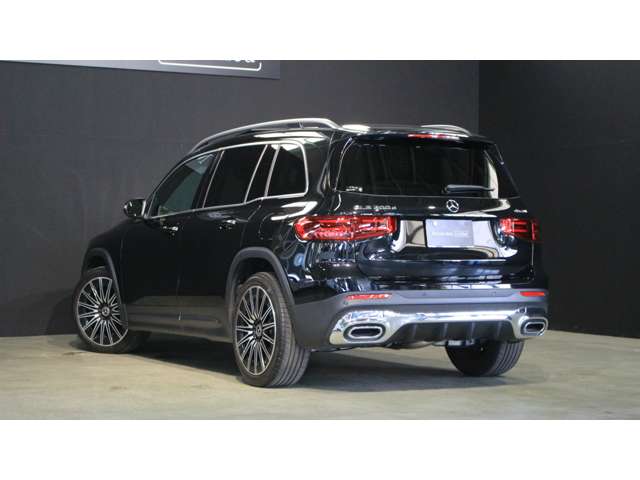 Mercedes-Benz GLB 6