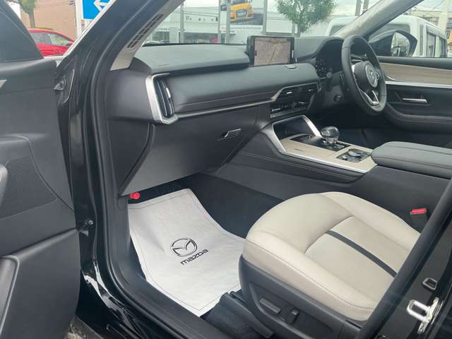 Mazda CX-60 9