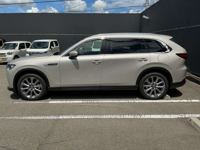 Mazda CX-80 3