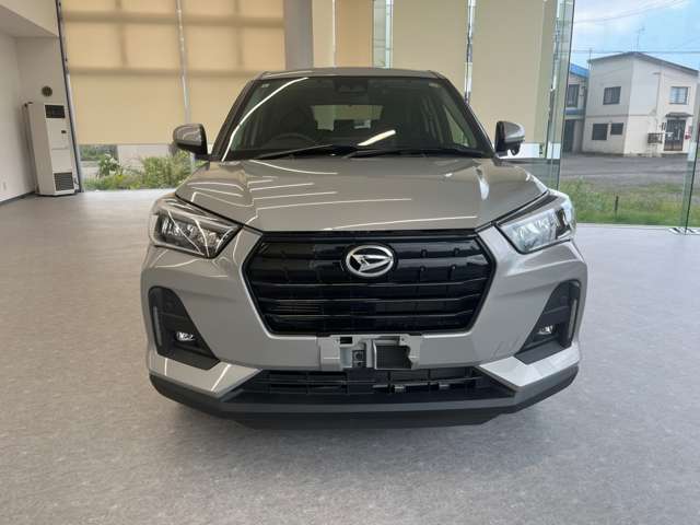 Daihatsu Rocky 5