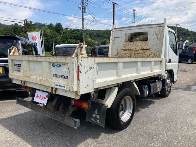 Mitsubishi Fuso Canter 11