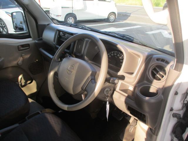 Nissan NV100 Clipper 9