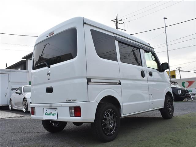 Nissan NV100 Clipper 4