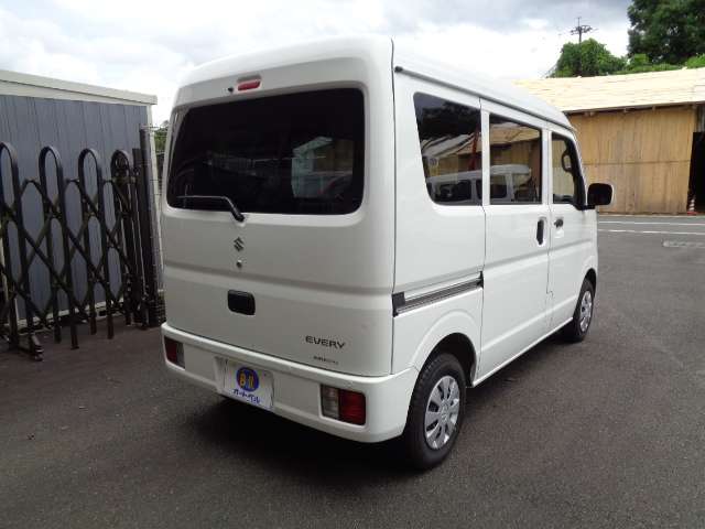 Suzuki Every 3