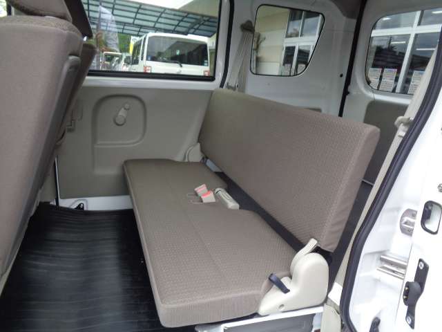 Suzuki Every 9