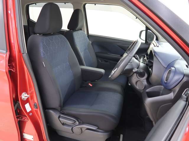 Mitsubishi eK X 12