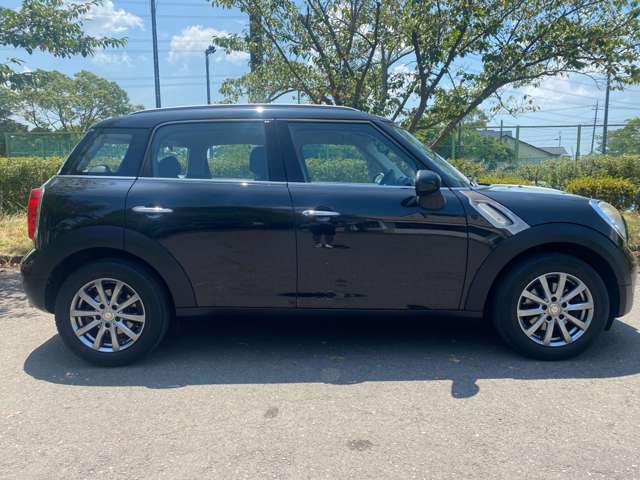MINI Crossover 9