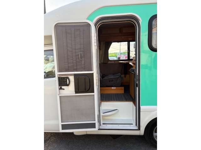 Toyota Light Ace Truck 10