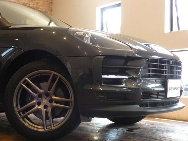 Porsche Macan 5
