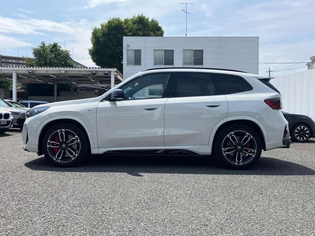 BMW X1 12