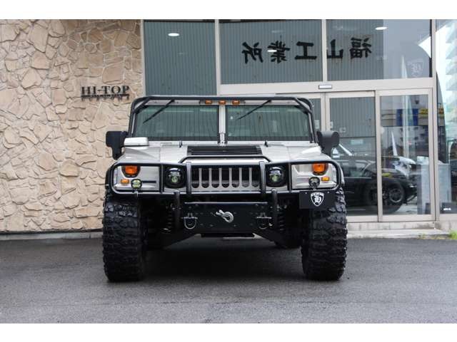 Hummer H1 2