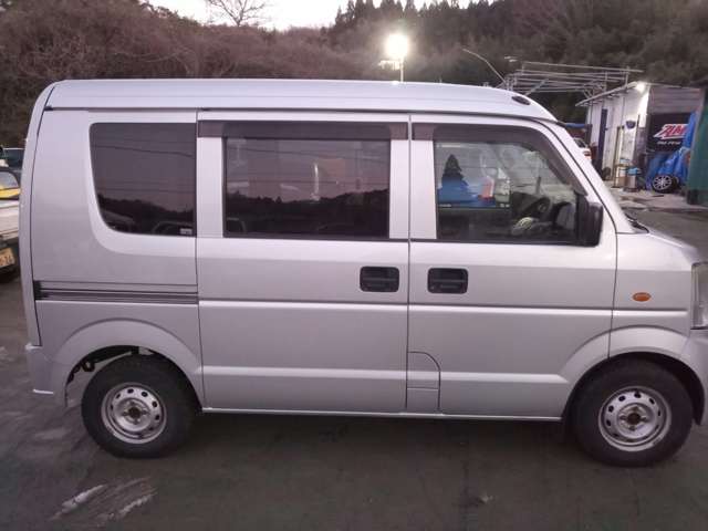 Suzuki Every 8