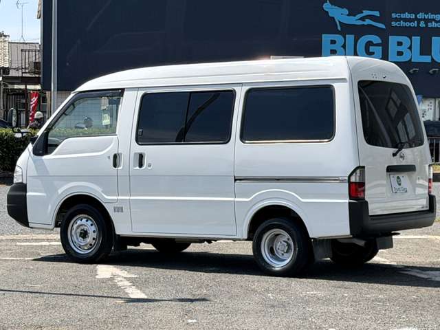 Nissan Vanette 8