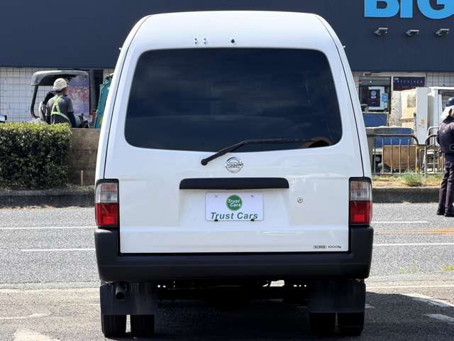 Nissan Vanette 10