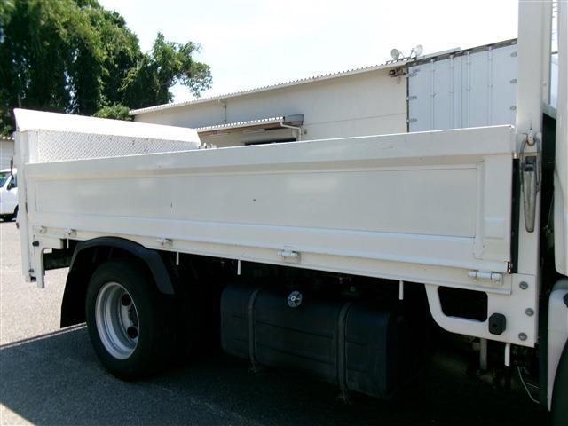 Hino Dutro 12