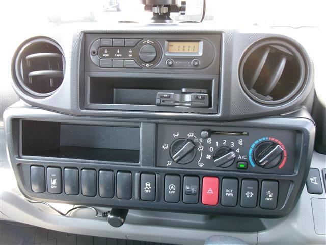 Hino Dutro 10