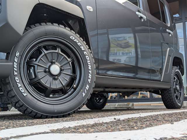 Daihatsu Taft 12