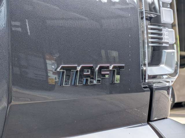 Daihatsu Taft 10
