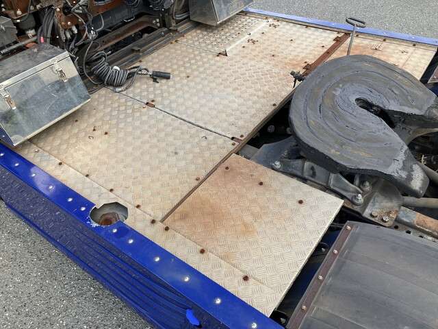 UD Trucks Quon 11