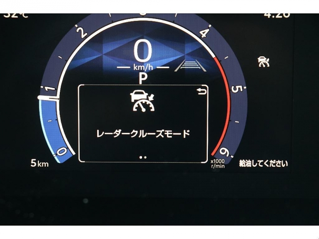 Toyota Hiace Van 5