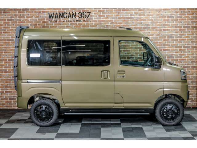 Daihatsu Atrai 7