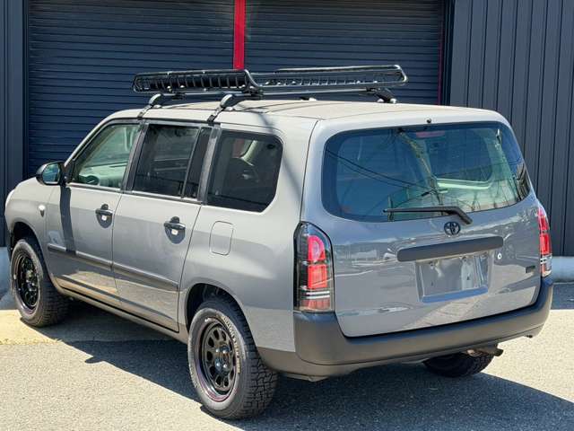 Toyota Probox Van 10
