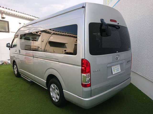 Toyota Hiace 10