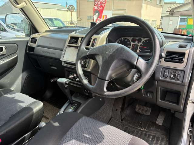 Mitsubishi Pajero Mini 11