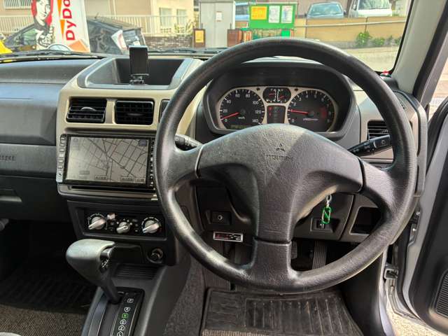 Mitsubishi Pajero Mini 10
