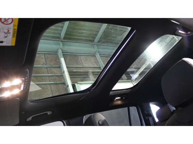 Mercedes-Benz GLB 4