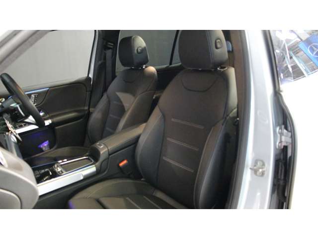 Mercedes-Benz GLB 10