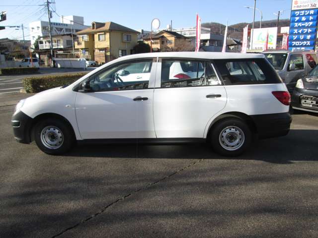 Nissan AD 9