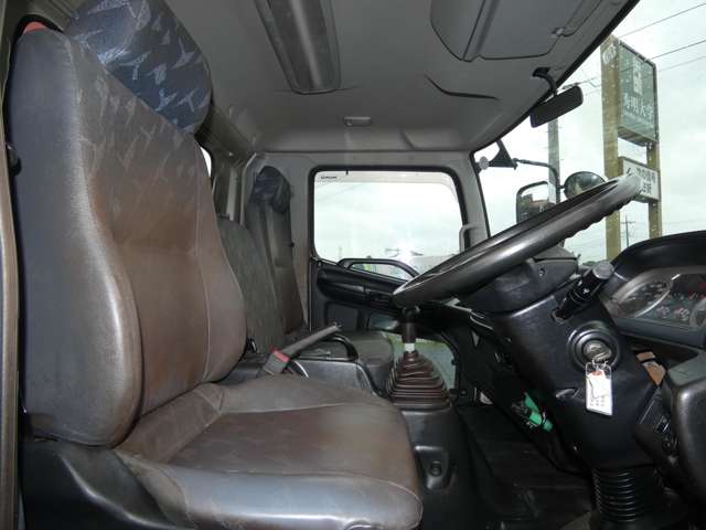 Hino Ranger 12