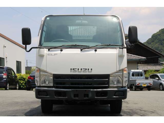 Isuzu Elf 2