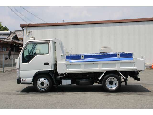 Isuzu Elf 6