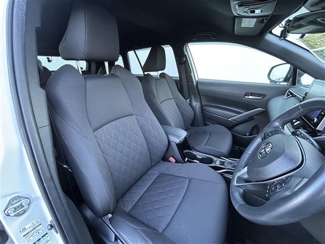 Toyota Corolla Cross 10